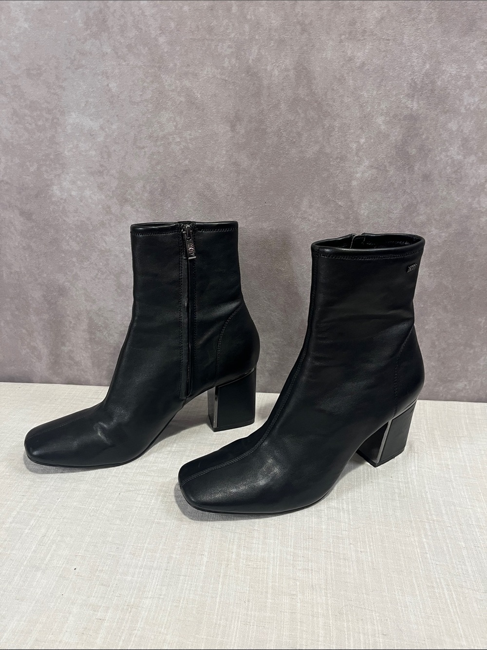 DKNY Block Heel Black Vegan Leather Ankle Boots size 9